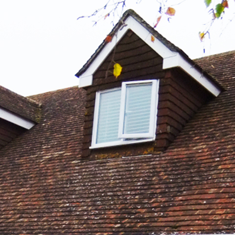Tiled Roof Image.